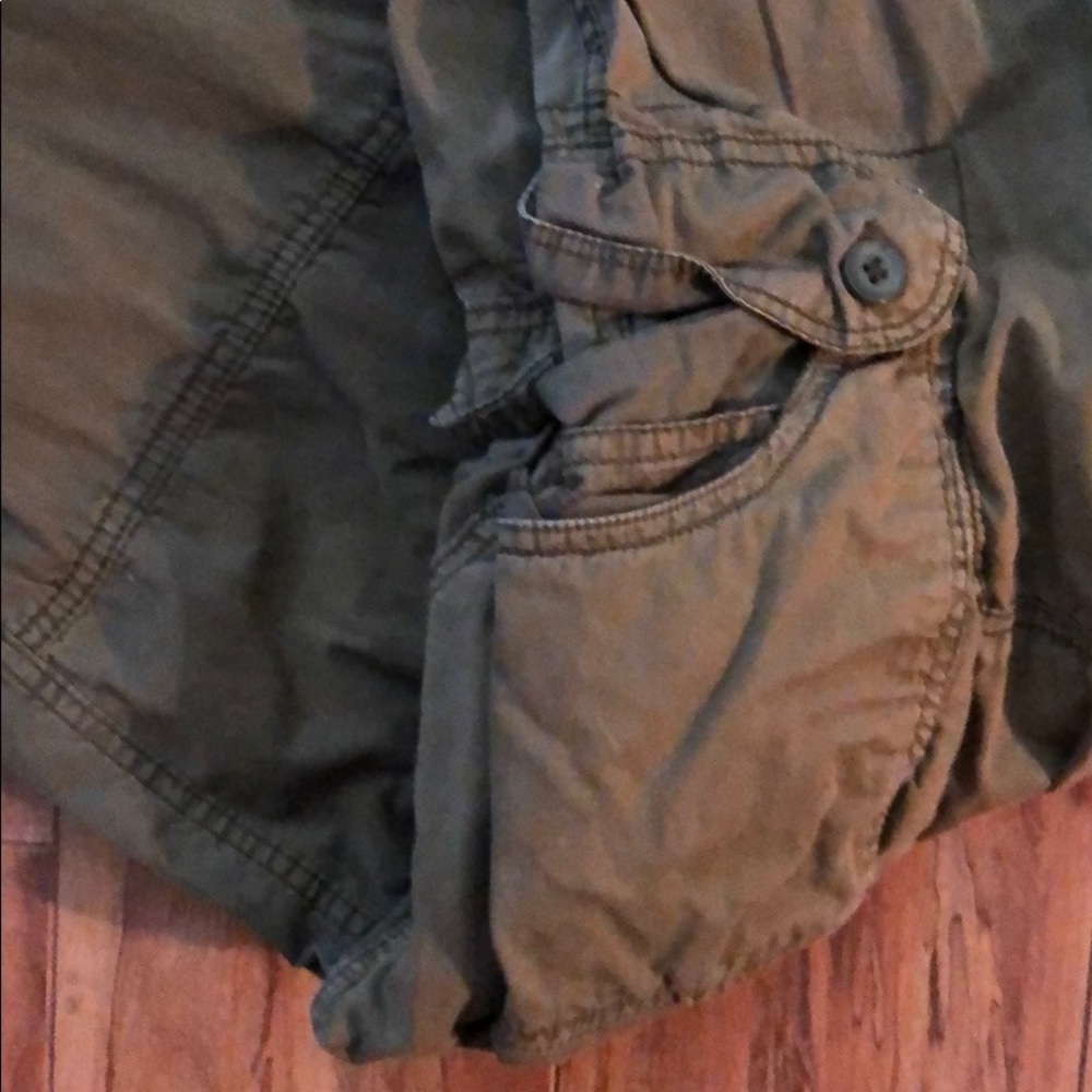 Knockout Cargo Pants - Picture 2 of 3